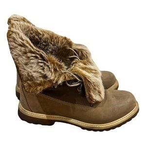 Timberland - Teddy Faux Fur Foldover
Ankle Boot 8